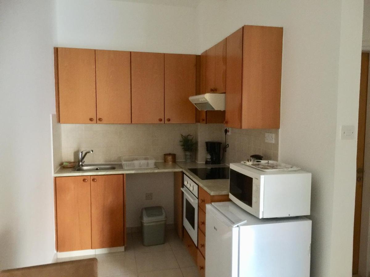 Davi'S Studio Apartment Pafos Zewnętrze zdjęcie