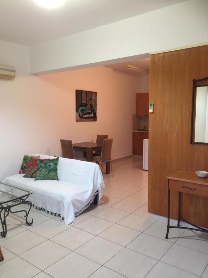 Davi'S Studio Apartment Pafos Zewnętrze zdjęcie